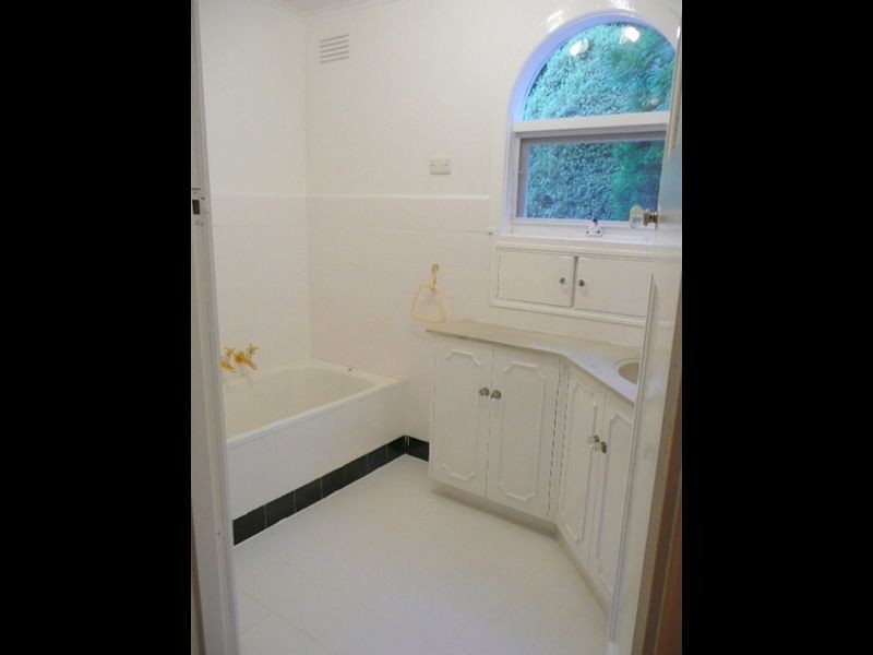 8 Colehurst Crescent, Sassafras VIC 3787