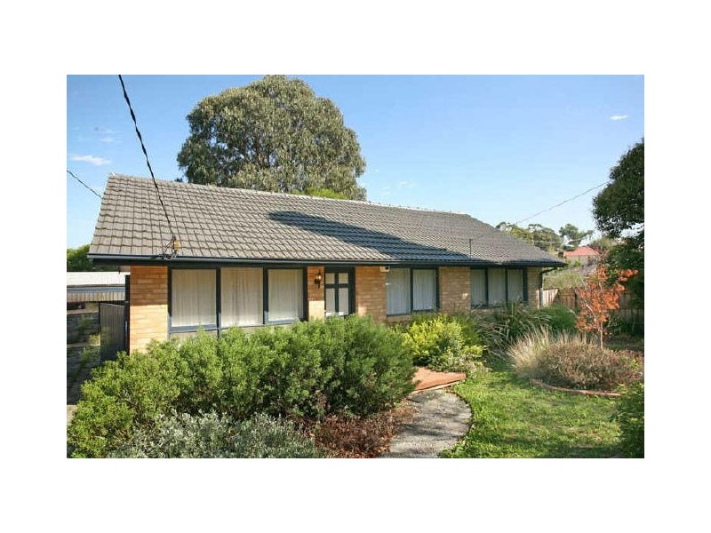 39 Aintree Street, Mooroolbark VIC 3138