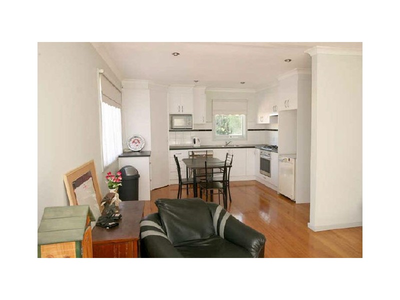 39 Aintree Street, Mooroolbark VIC 3138