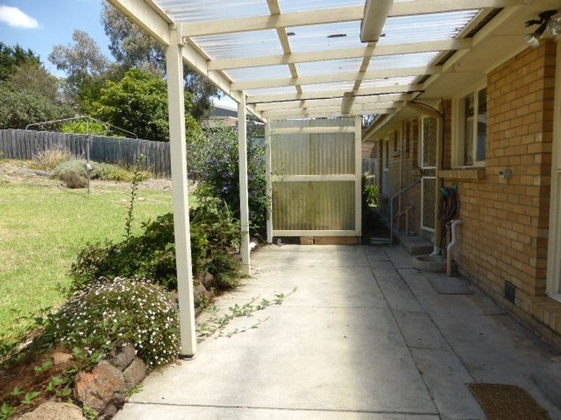 252 Hull Road, Mooroolbark VIC 3138