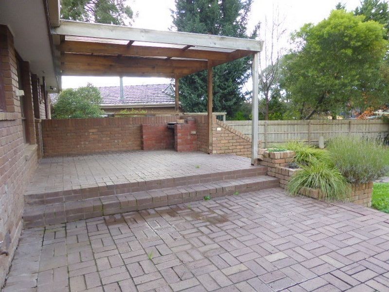 31 Joanne Avenue, Chirnside Park VIC 3116