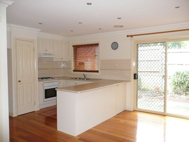 3/7 Newman Road, Croydon VIC 3136