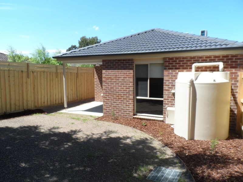 3/13 Norman Road, Croydon VIC 3136