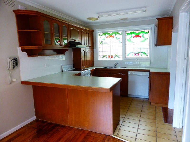 13 Beatrice Street, Kilsyth VIC 3137