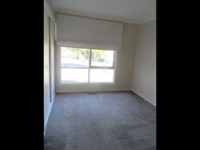 1/10 Dunoon Street, Mooroolbark VIC 3138