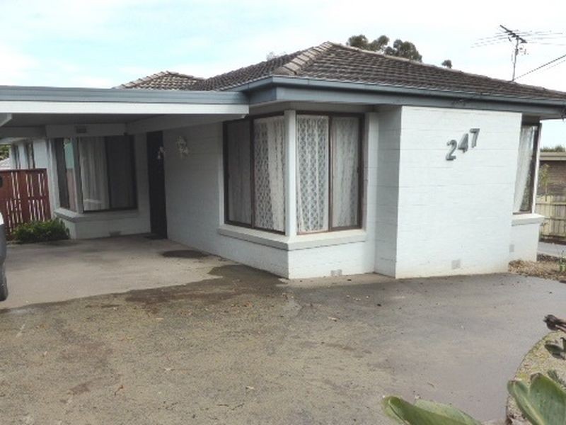 247 Manchester Road, Mooroolbark VIC 3138