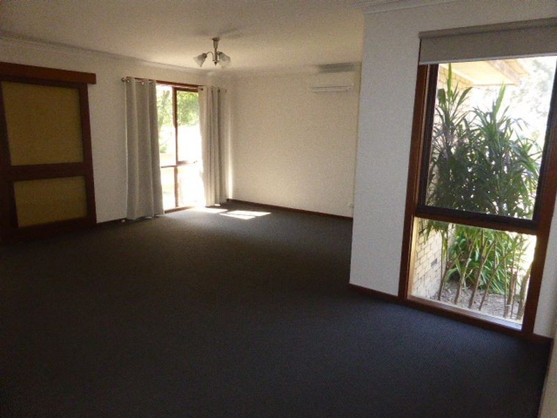 6 Statesman Crescent, Mooroolbark VIC 3138