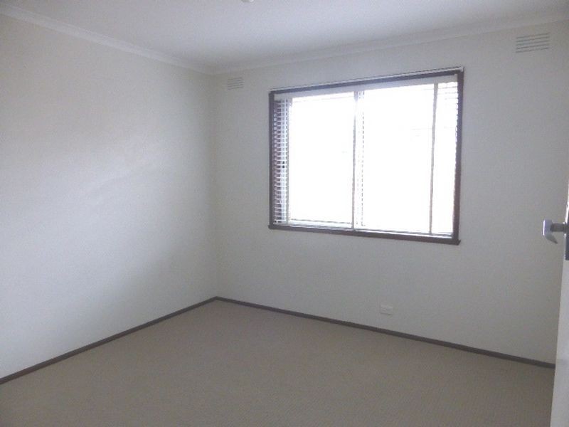 133 Esther Crescent, Mooroolbark VIC 3138