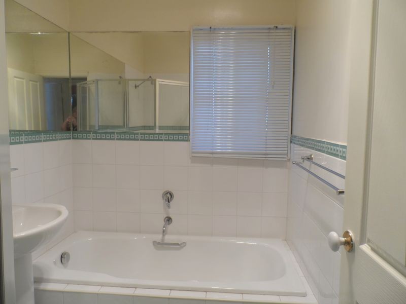 10 Walker Road, Montrose VIC 3765