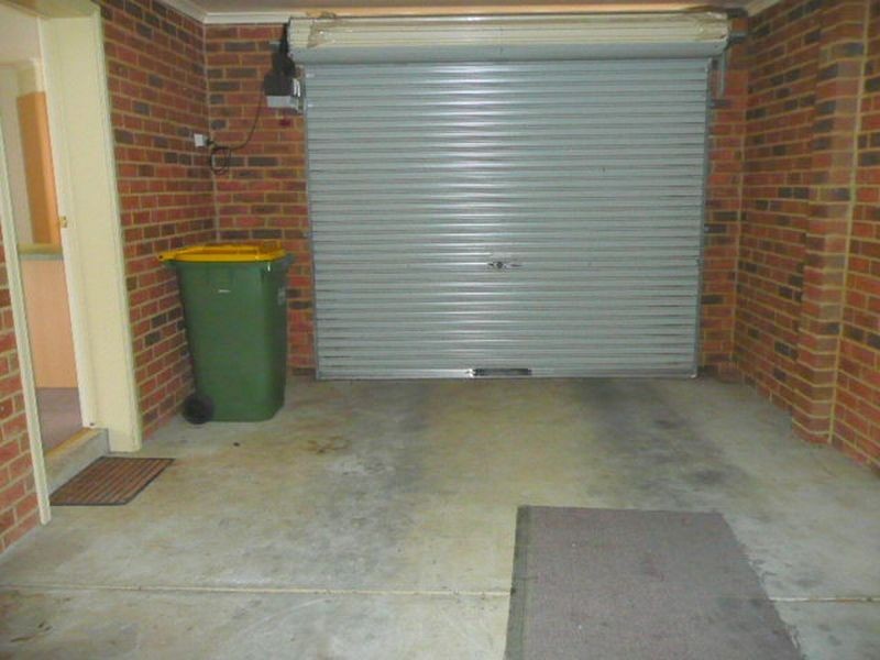 2/44 Geoffrey Dive, Kilsyth VIC 3137