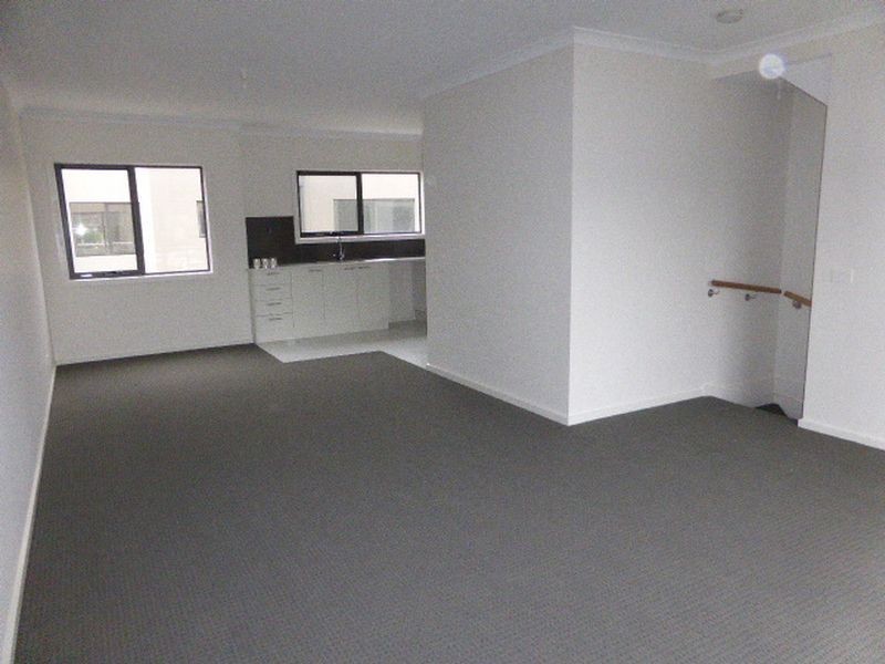 3 Lithgow Way, Mooroolbark VIC 3138