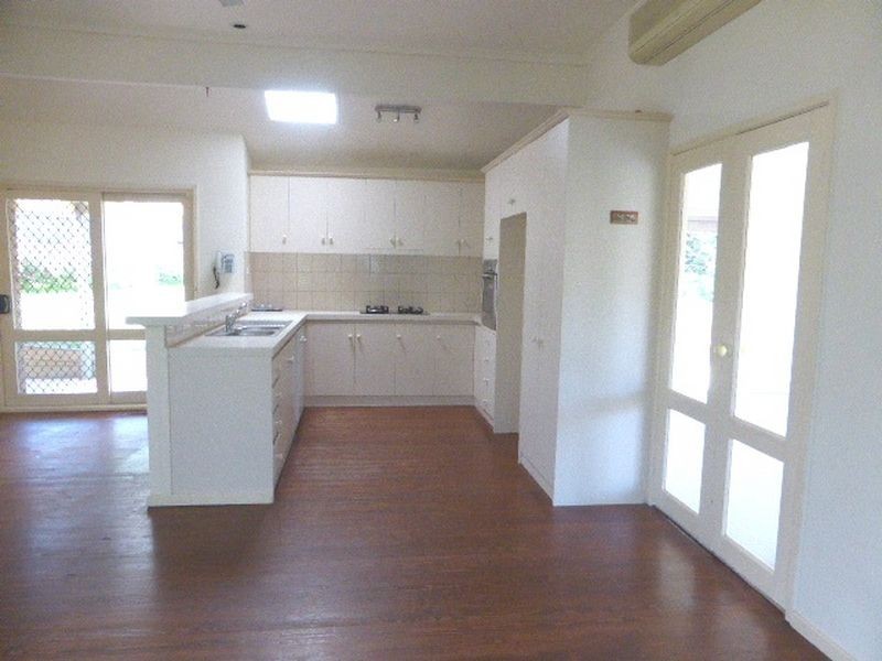 143 Landscape Drive, Mooroolbark VIC 3138