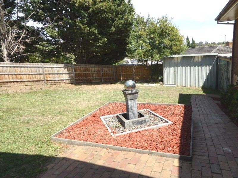 143 Landscape Drive, Mooroolbark VIC 3138