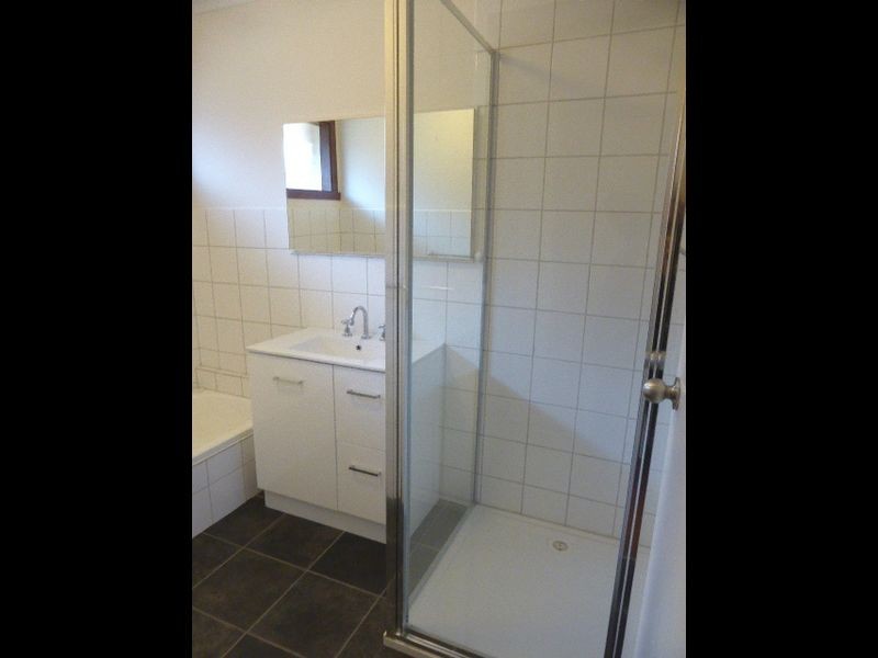 54 Churchill Drive, Mooroolbark VIC 3138