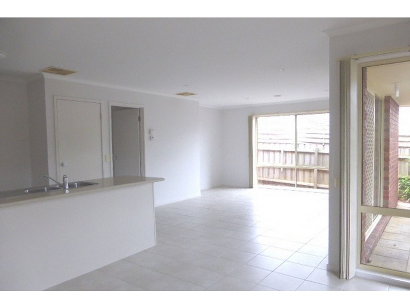 18 Smithacres Road, Montrose VIC 3765