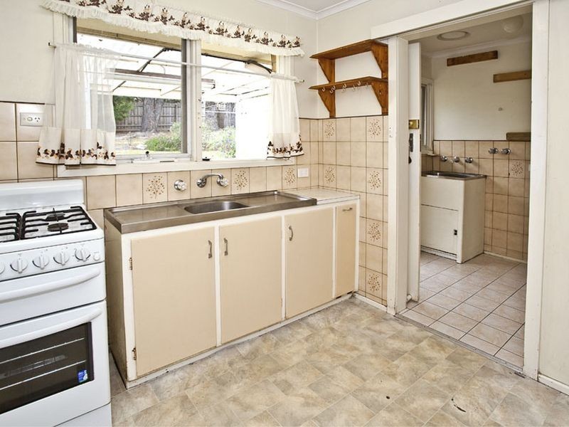 252 Hull Road, Mooroolbark VIC 3138