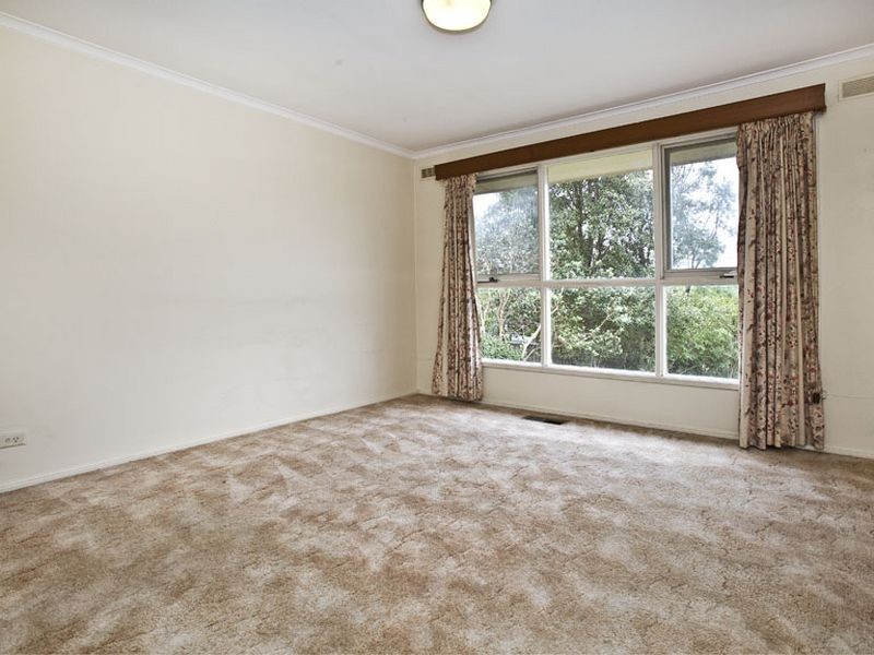 252 Hull Road, Mooroolbark VIC 3138