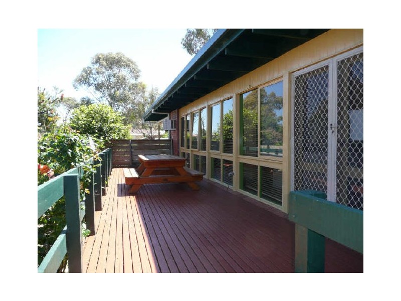 46 Landscape Drive, Mooroolbark VIC 3138