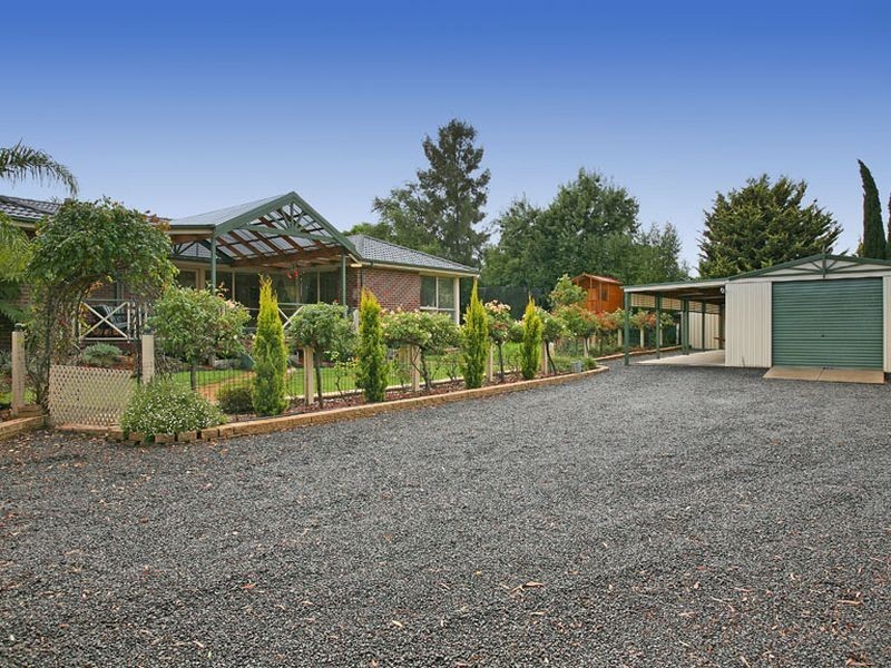 145-147 Lakeview Drive, Lilydale VIC 3140