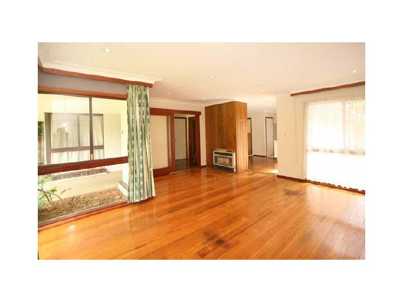 213 Eastfield Road, Croydon VIC 3136