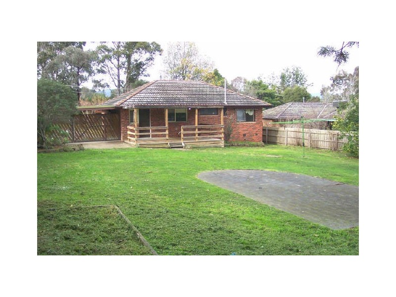 9 Bulga Street, Mooroolbark VIC 3138