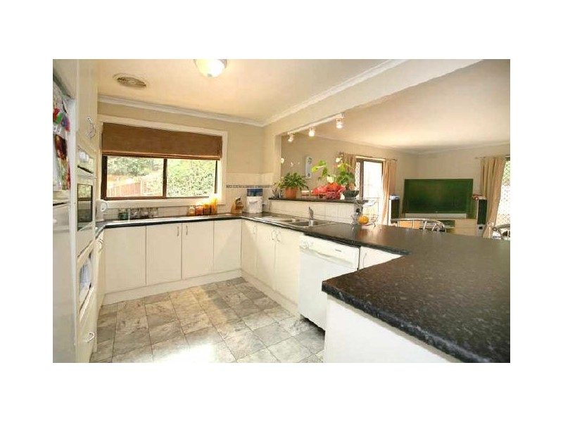 7 Maralinga Terrace, Mooroolbark VIC 3138