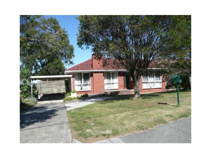 55 Esther Crescent, Mooroolbark VIC 3138