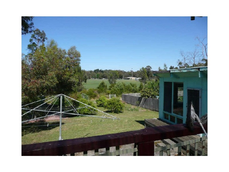 55 Esther Crescent, Mooroolbark VIC 3138