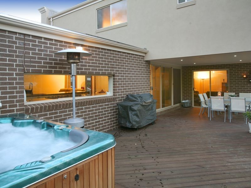 2a Humber Road, Croydon North VIC 3136