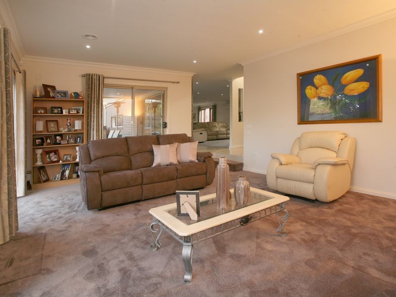 2a Humber Road, Croydon North VIC 3136