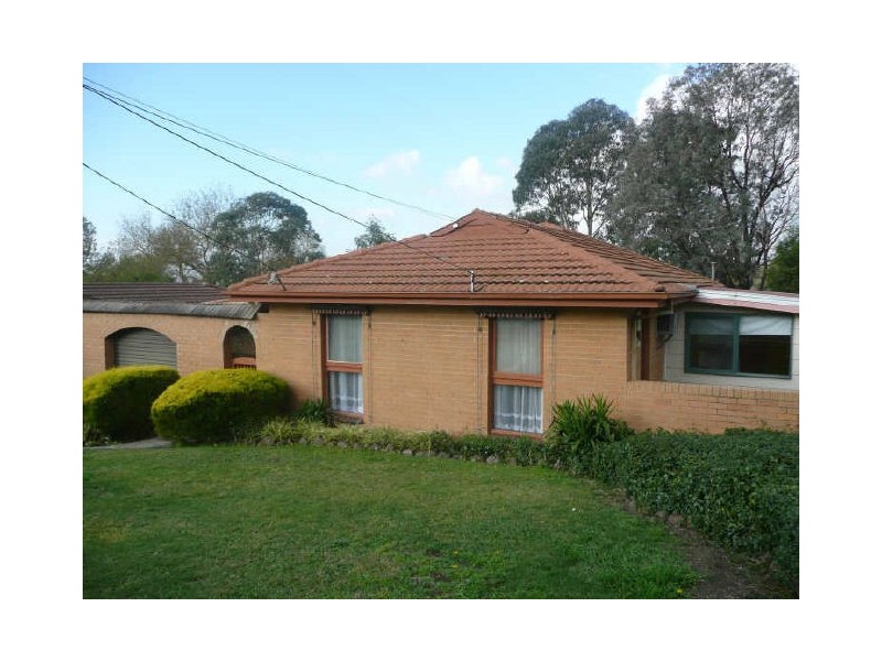 38 Club Point Drive, Chirnside Park VIC 3116