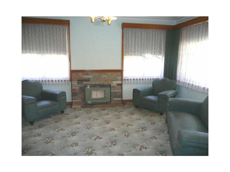 196 Eastfield Road, Croydon VIC 3136