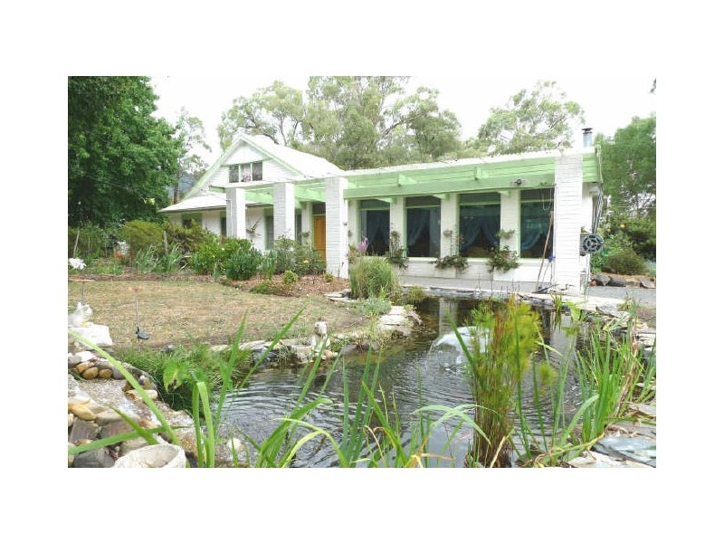 366 Cambridge Road, Montrose VIC 3765