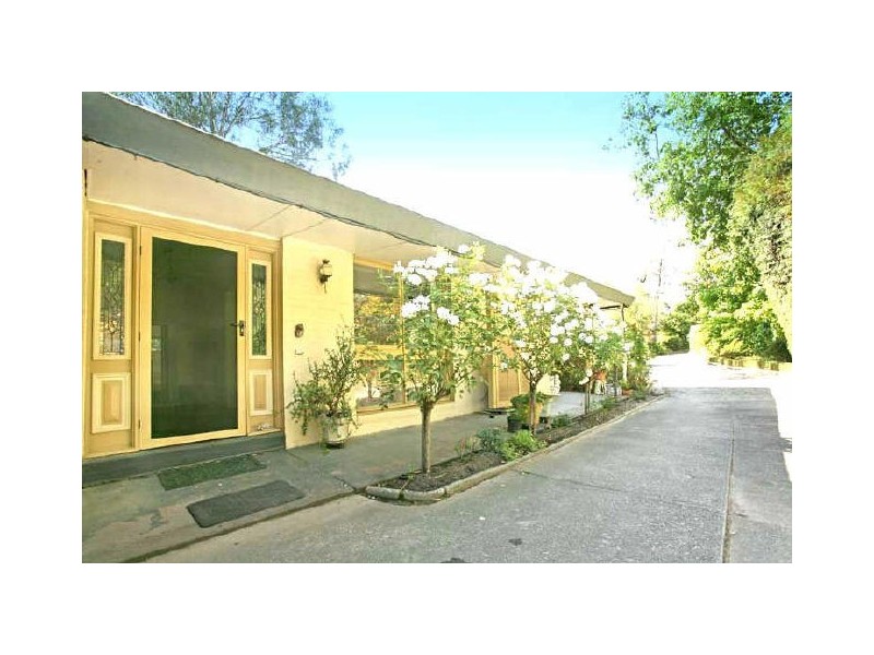 1 Sandra Court, Croydon VIC 3136