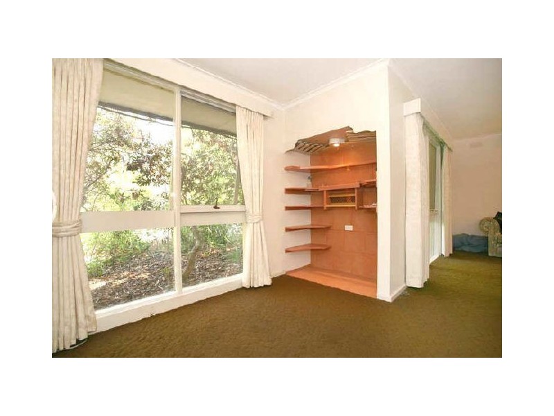 1 Sandra Court, Croydon VIC 3136