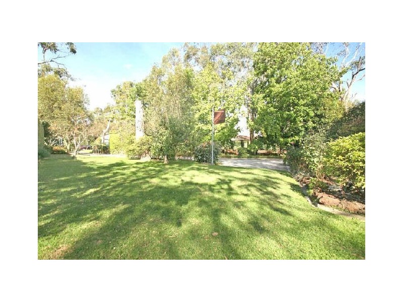 1 Sandra Court, Croydon VIC 3136