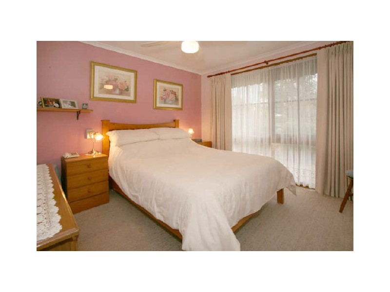 7 East Link, Chirnside Park VIC 3116