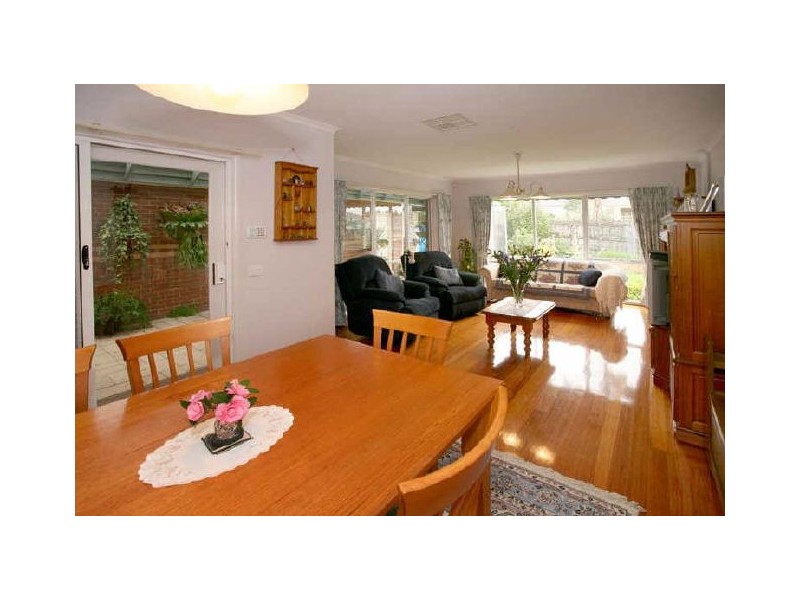 15 Whernside Court, Mooroolbark VIC 3138