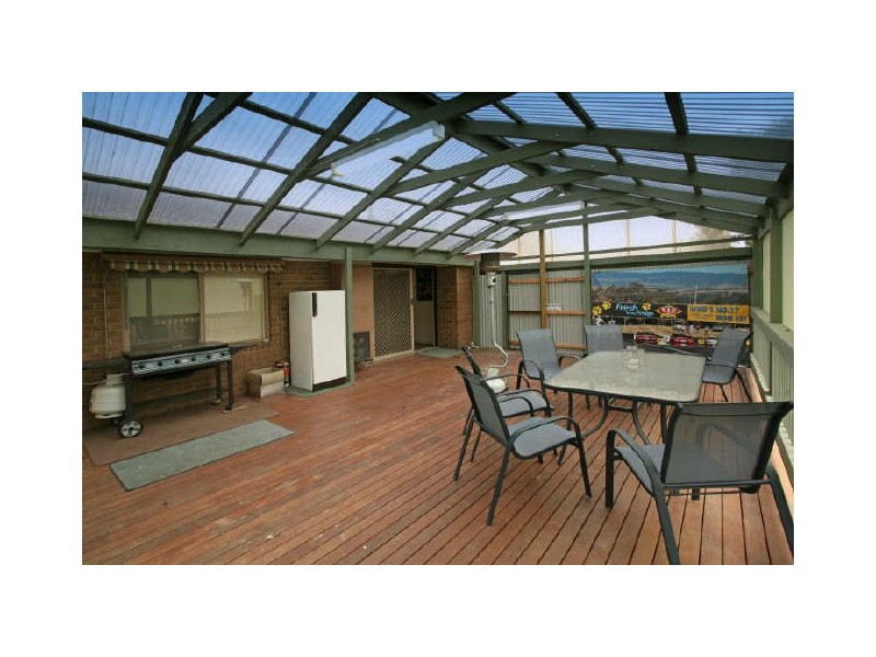 48 Parkvalley Drive, Chirnside Park VIC 3116