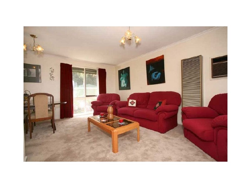 36 Meadowlark Lane, Mooroolbark VIC 3138