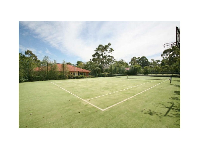 3 Fielden Close, Mooroolbark VIC 3138