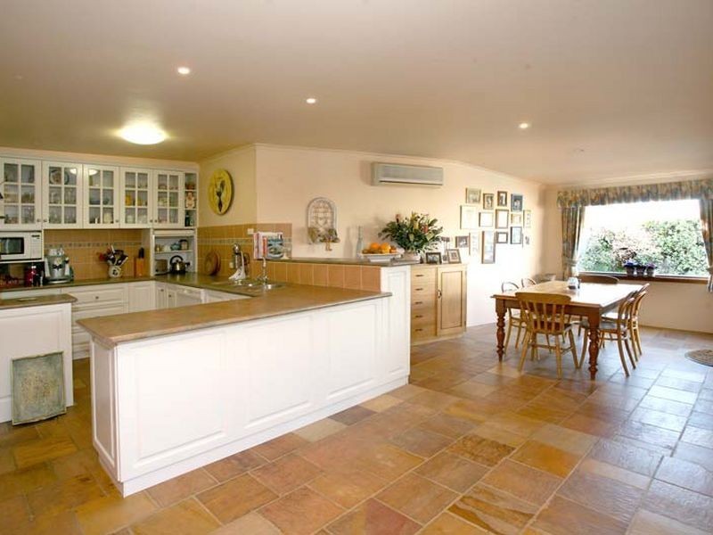 32 Reay Road, Mooroolbark VIC 3138