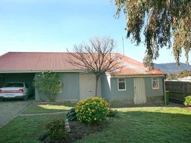 32 Reay Road, Mooroolbark VIC 3138