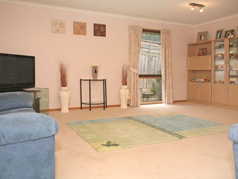 9 Woody Link, Croydon South VIC 3136