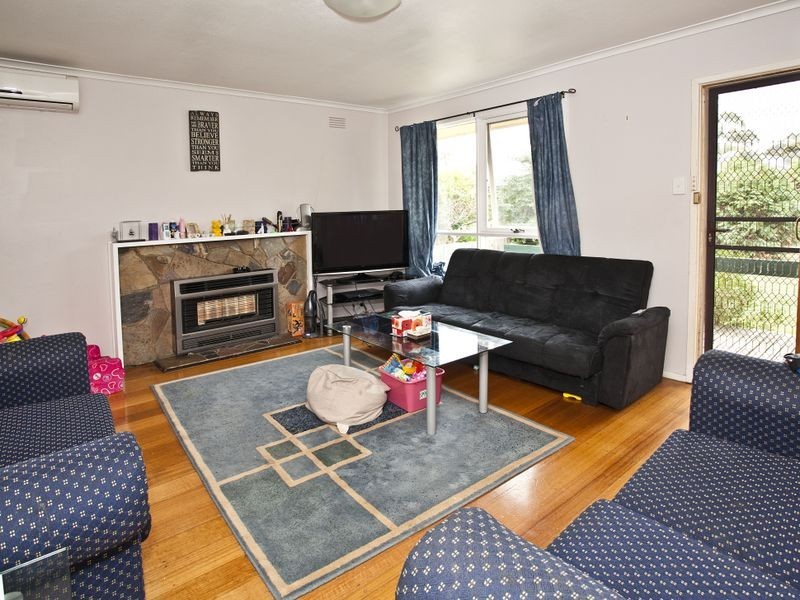 19 Andrew Street, Mooroolbark VIC 3138