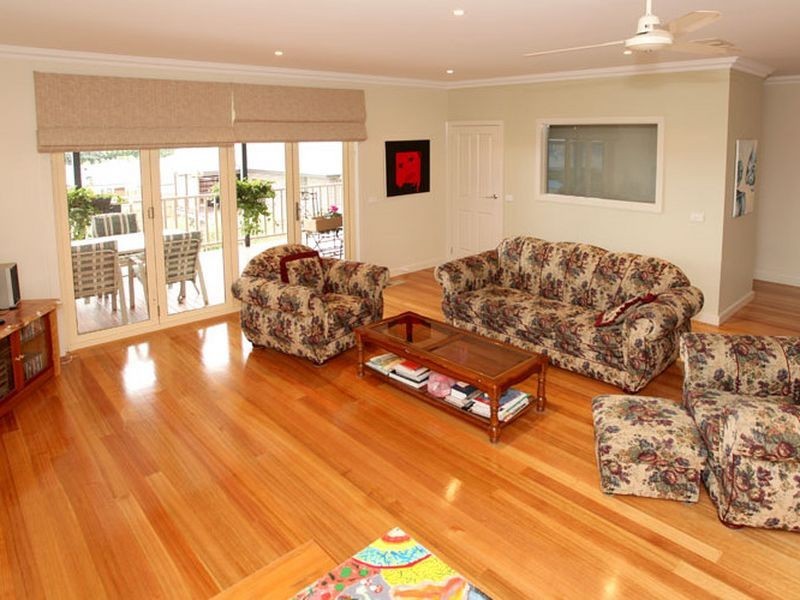 85 Larbert Road, Mooroolbark VIC 3138