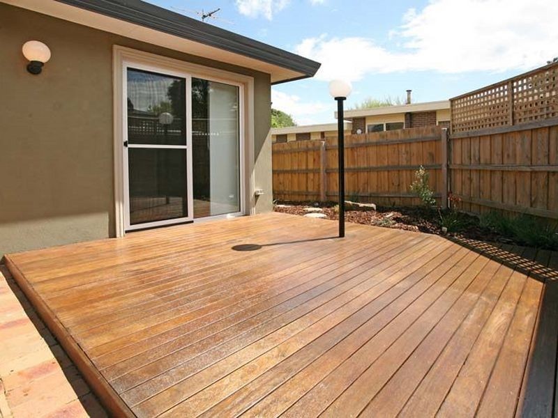 1/2 Deborah Street, Kilsyth VIC 3137