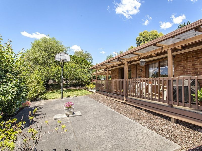 119 Lakeview Drive, Lilydale VIC 3140