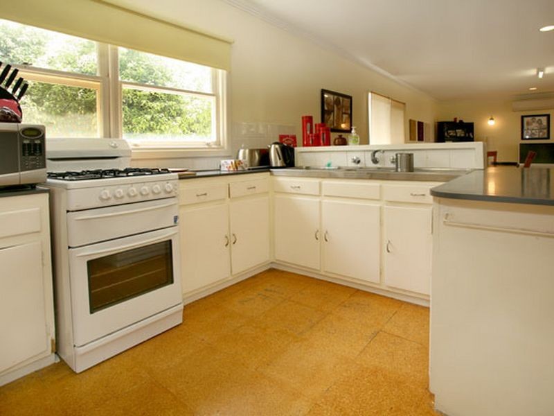 22 Nicholson Crescent, Lilydale VIC 3140