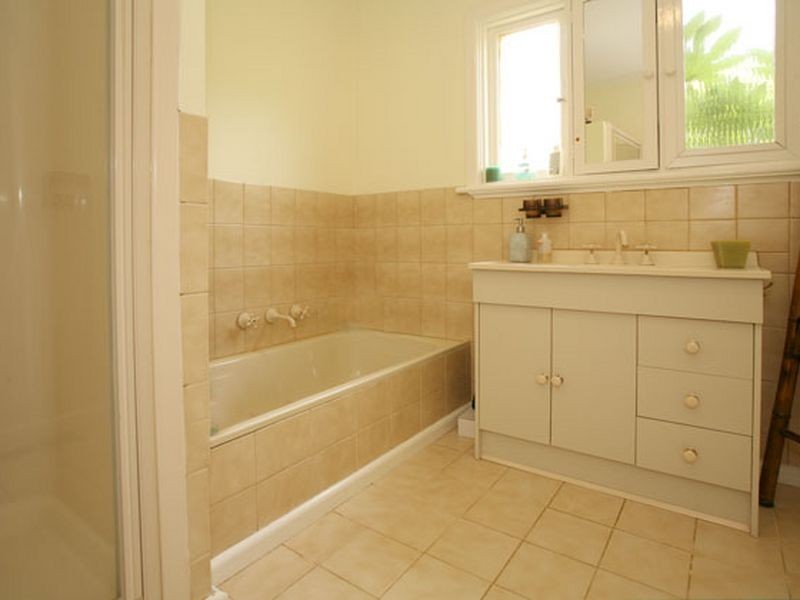 22 Nicholson Crescent, Lilydale VIC 3140